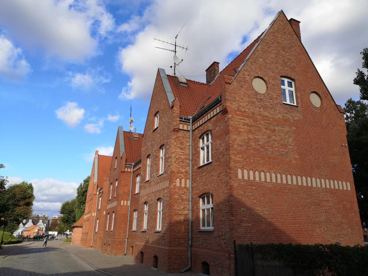 Gdansk Olowianka Old Town Exterior photo